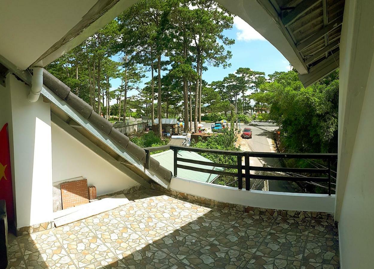 Duy Hotel Dalat Exteriör bild
